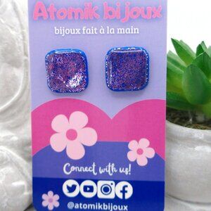 Handmade gloss pink polymer clay earrings. Boucles d'oreilles fait à la main